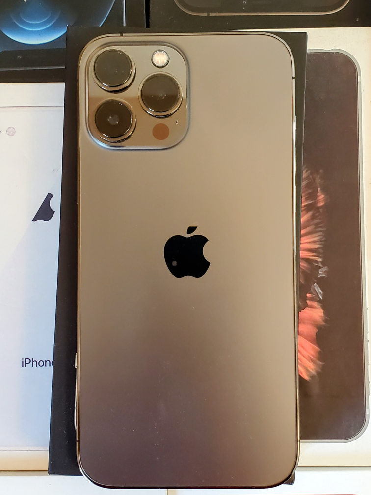 Apple iPhone 13 Pro Max, 256GB, Graphite, Unlocked thumbnail