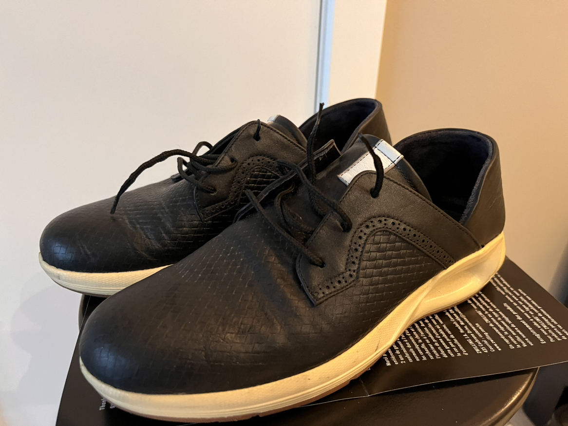 Leather shoes. Worn once - photo 3