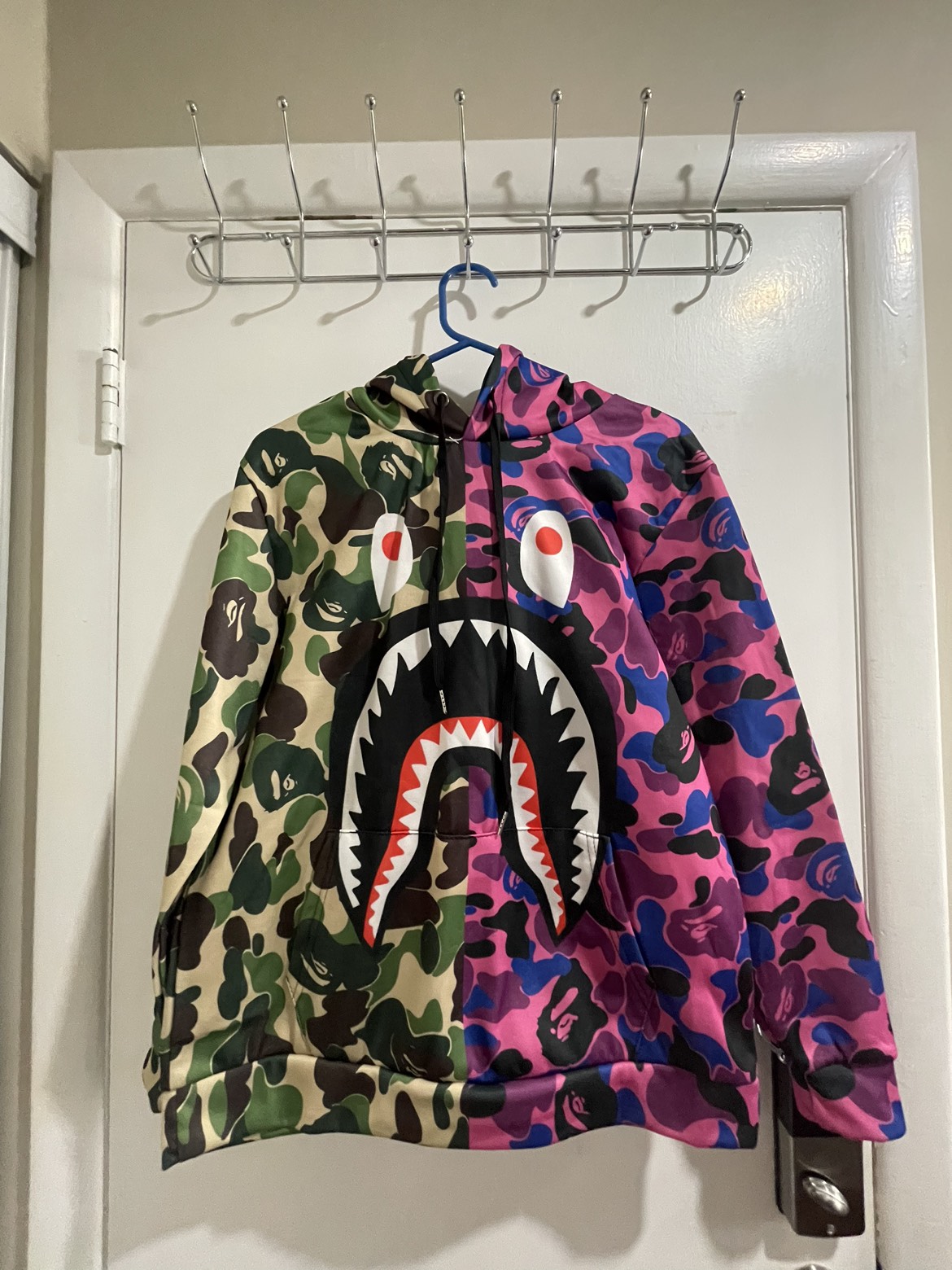 BRAND NEW Men Hoodie Small thumbnail