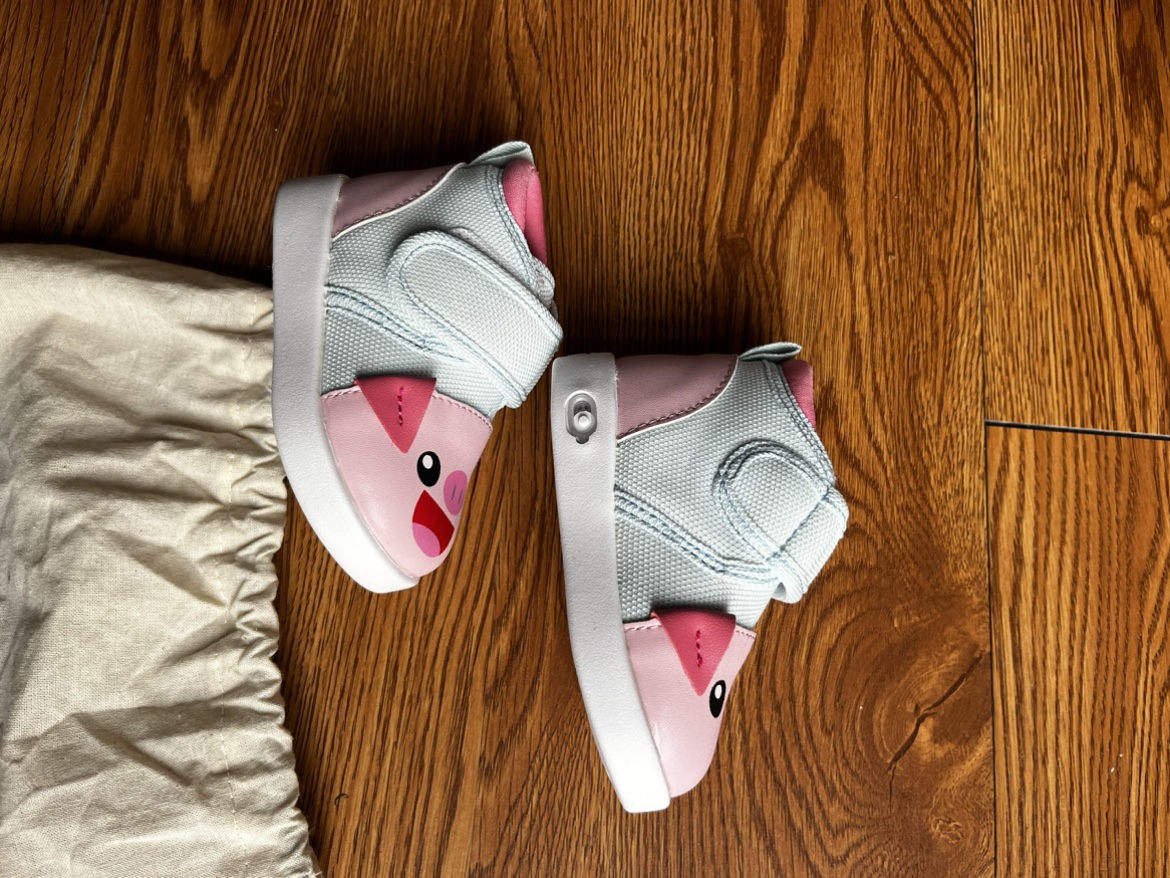 Brand new- Ikiki baby/toddler shoes size 2