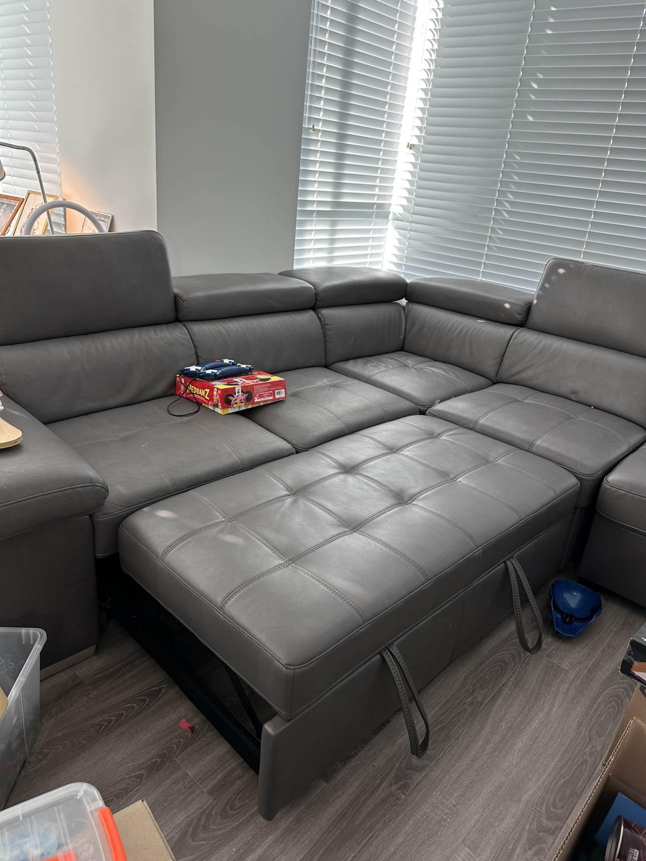 Sectional sofa bed with storage ottoman - photo 2