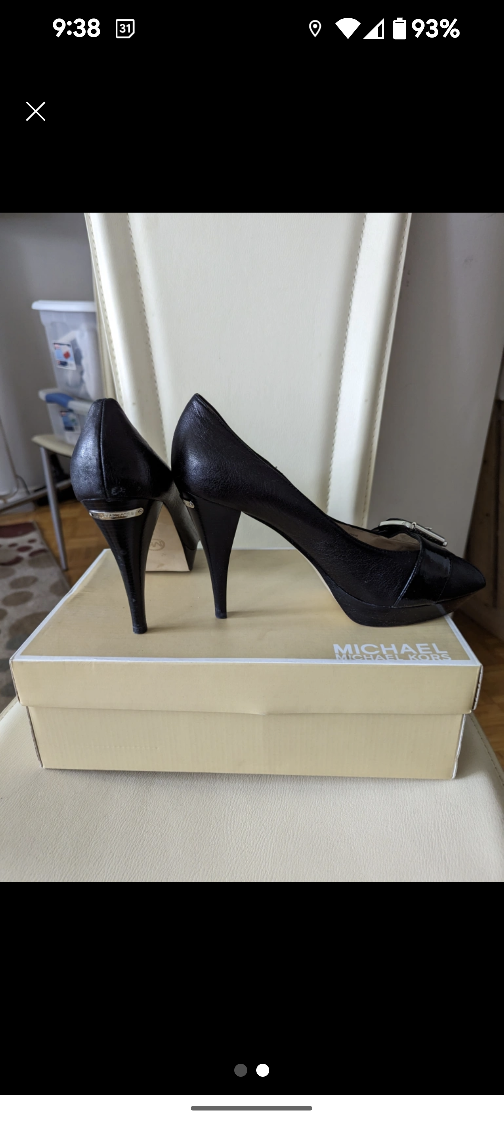 **MICHAEL KORS** Sexy Platform Stilettos image indicator(2)