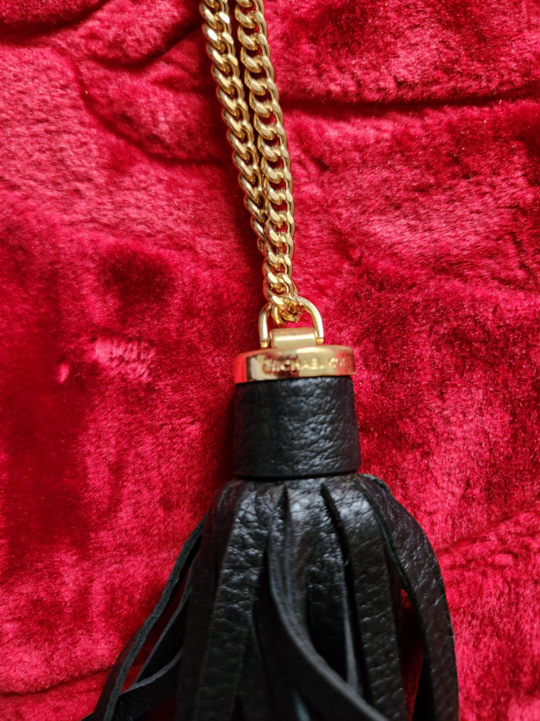 Michael Kors tassel image indicator(4)