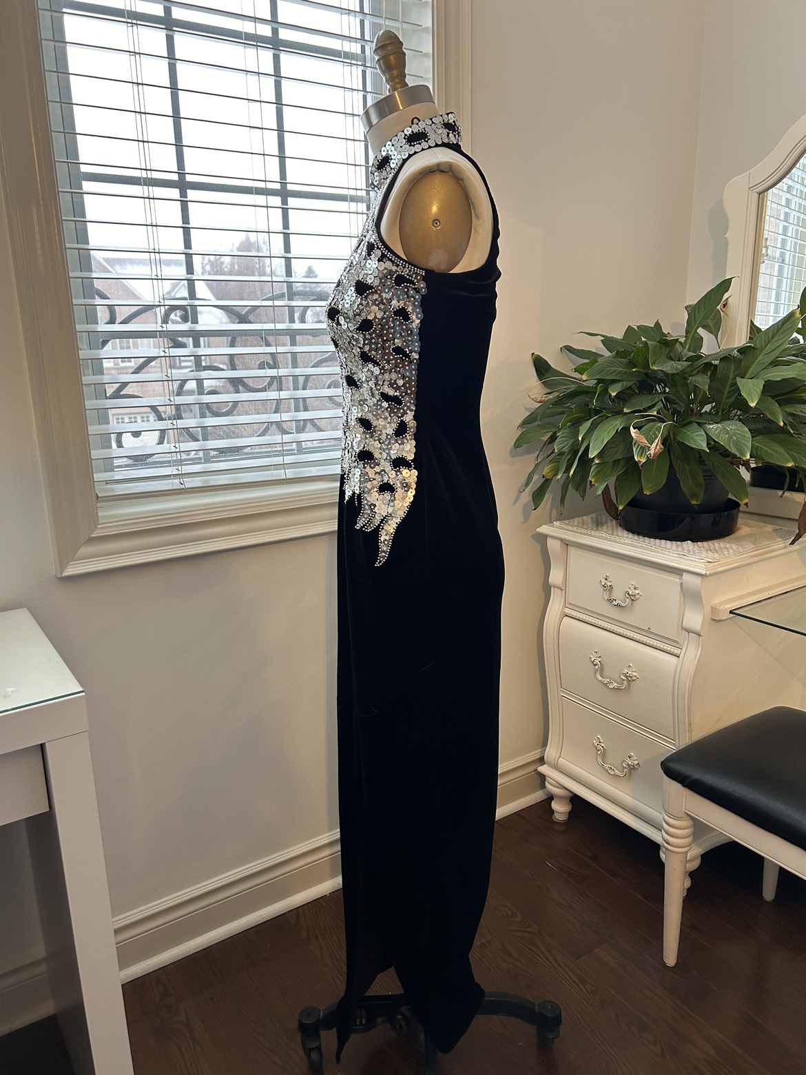 Vintage 1990’s sequinned gown - photo 2