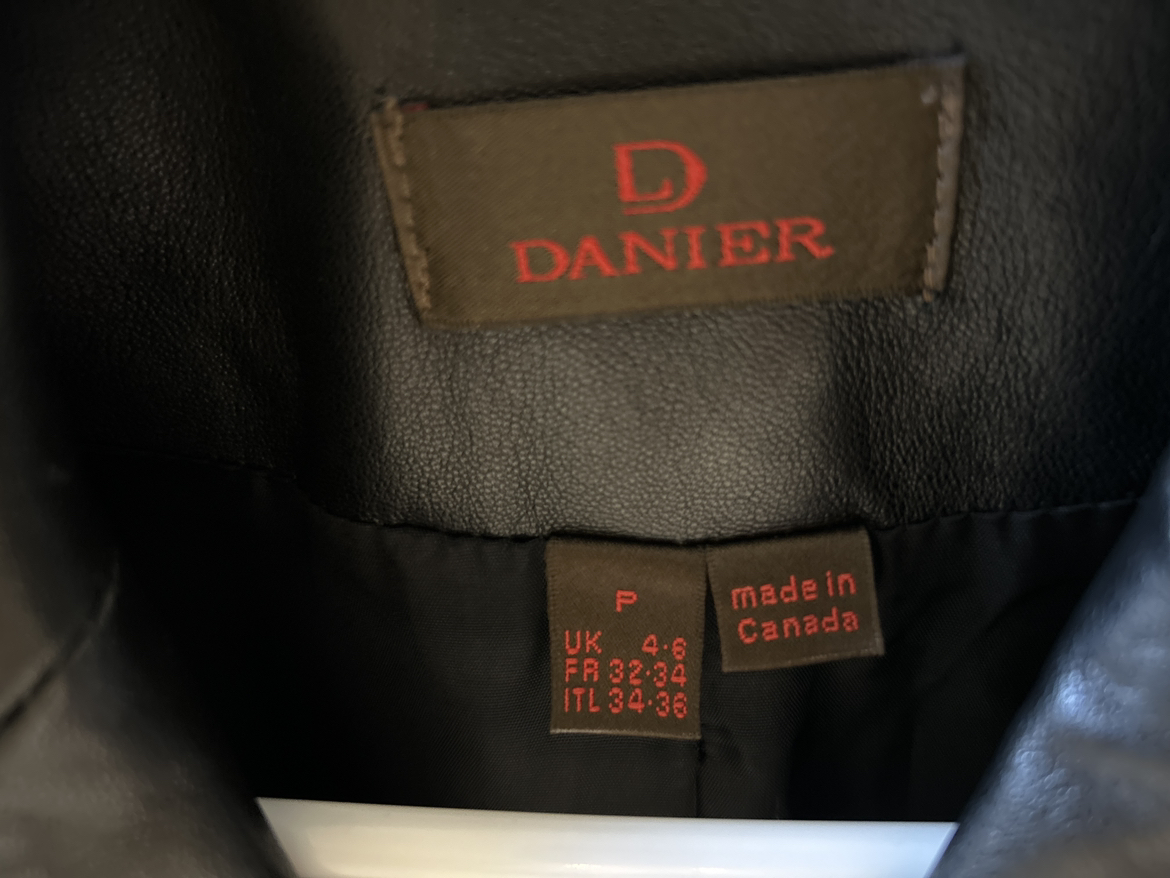 Danier Leather Trench Coat image indicator(4)