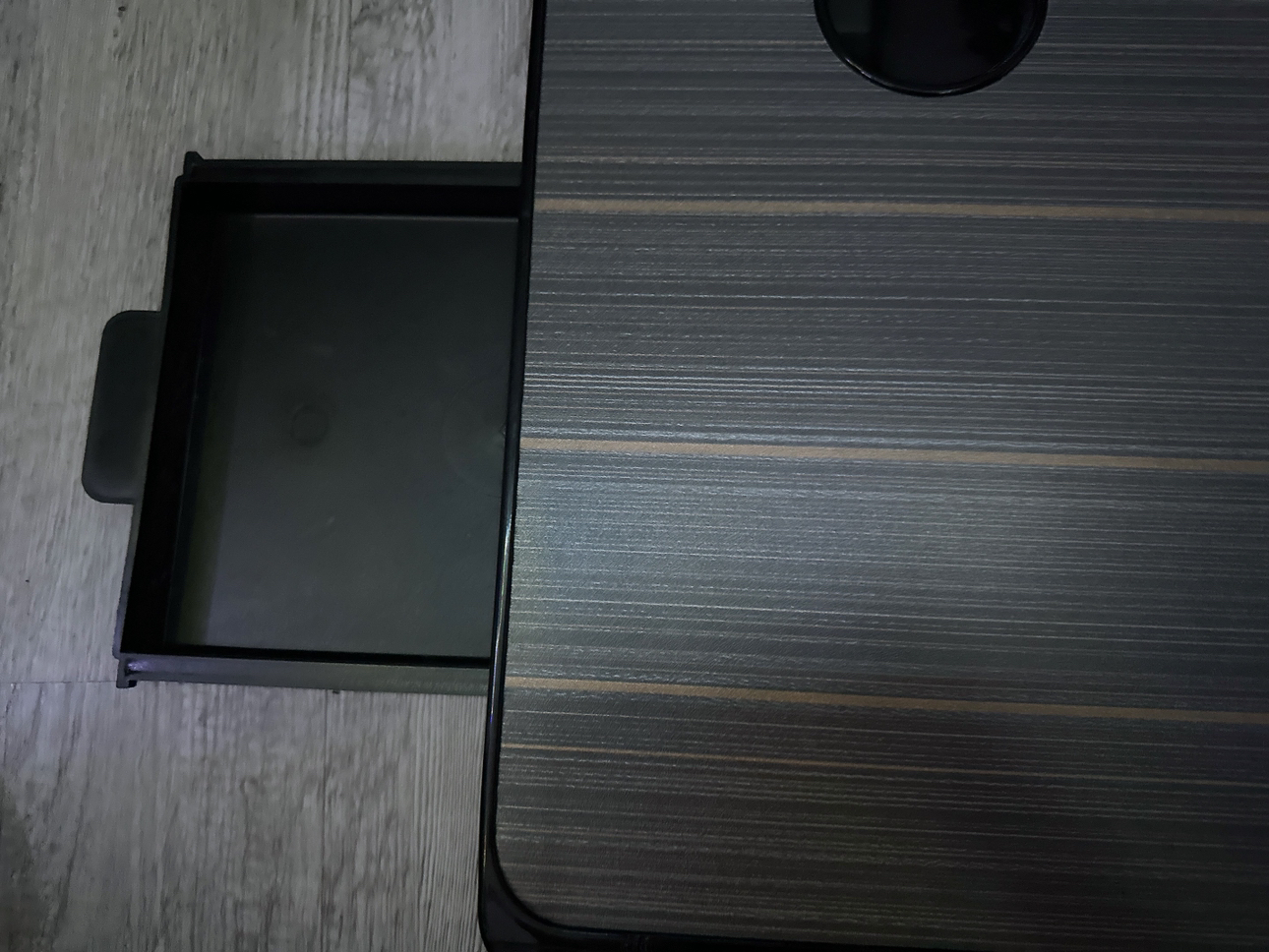 Bed table - photo 3