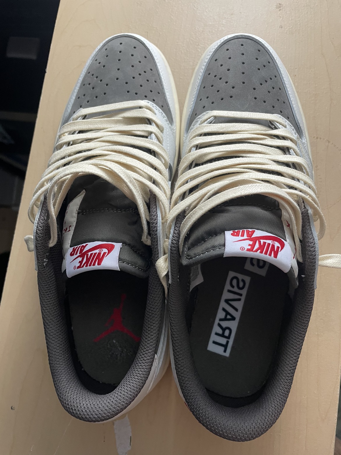 Travis Scott x Air Jordan 1 Low OG ‘Reverse Mocha’ - photo 3