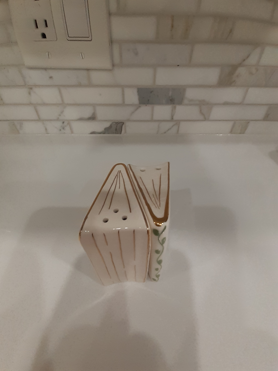 Vintage Poinsettia Studios California Salt and Pepper Shakers image indicator(7)