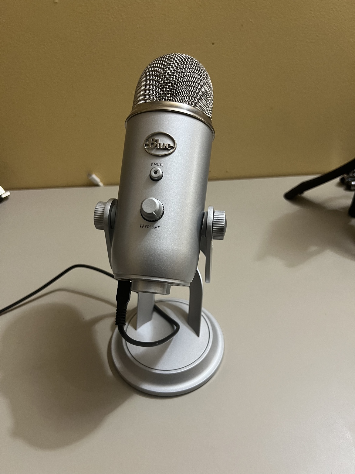 Microphone blue Yeti image indicator(3)