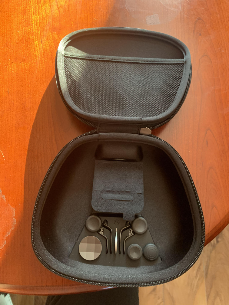 Xbox Series X with Elite S2 controller - photo 3