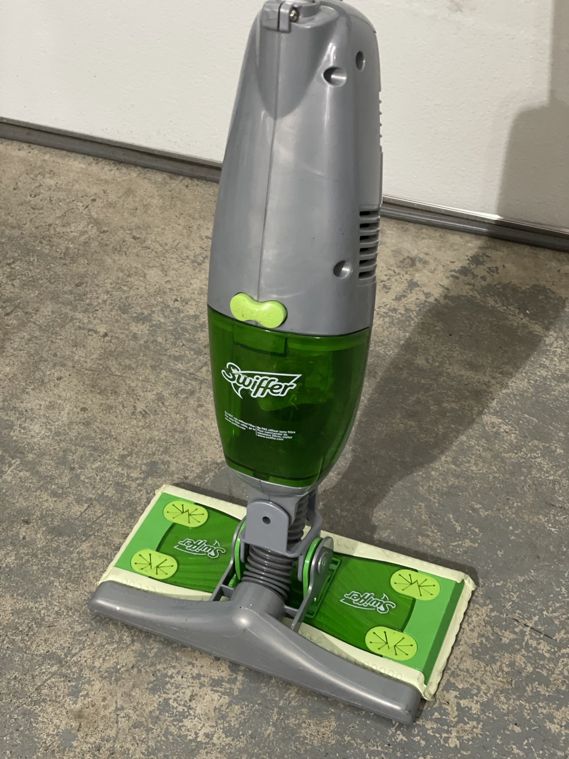Rechargeable vacuum cleaner 🥕 thumbnail