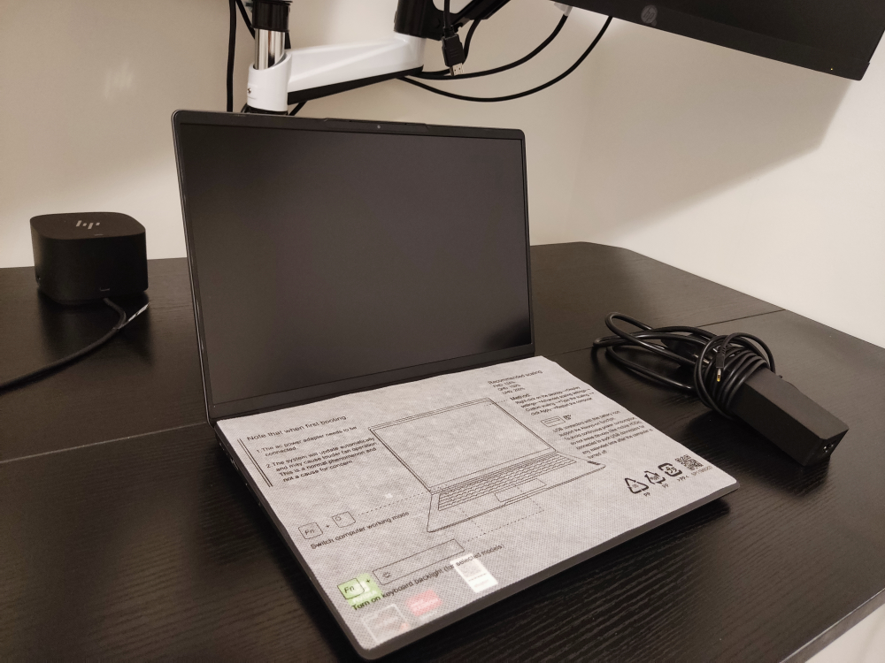 Brand New Lenovo IdeaPad 5 Pro 14ACN6 - Unused, German keyboard thumbnail