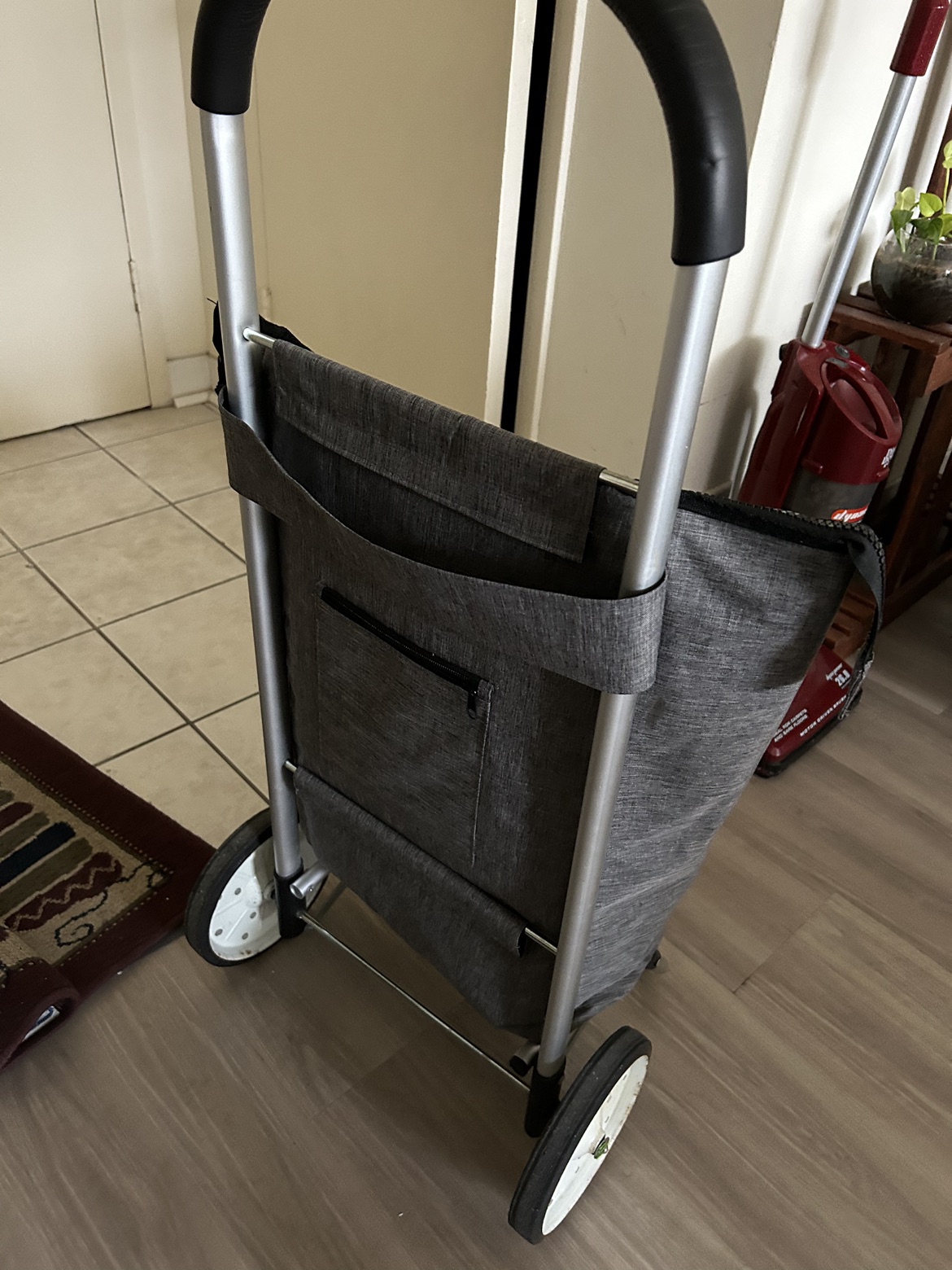 Grocery cart - photo 3