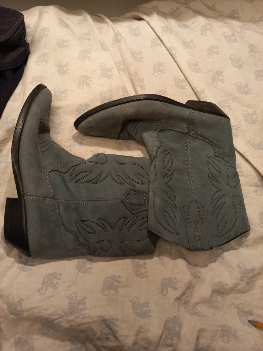 Cowgirl Boots thumbnail