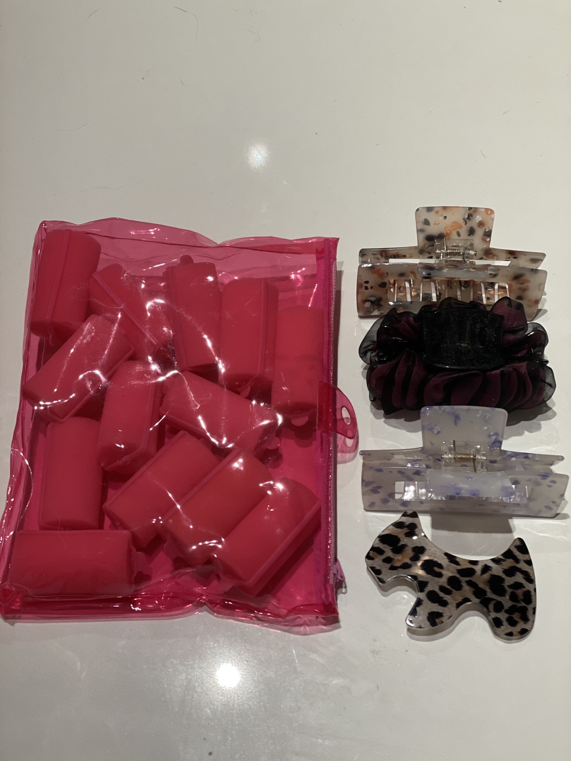 Hair accessory (take all for $5) image indicator(2)