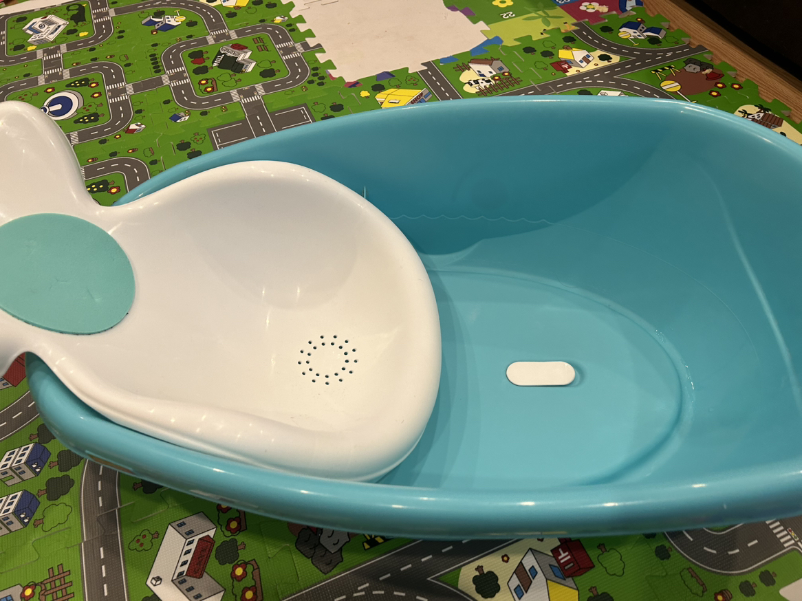 Fisher price bath tub thumbnail