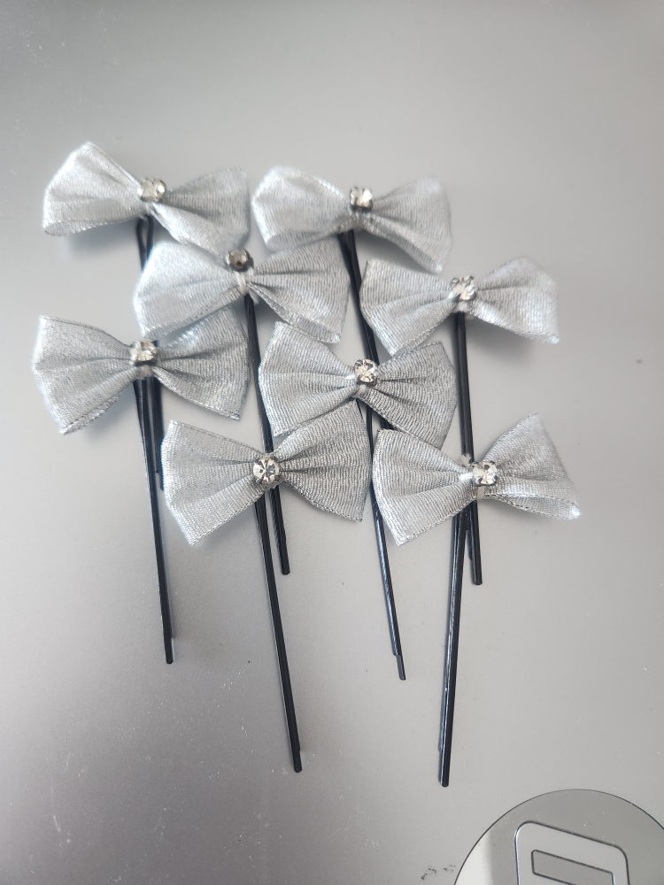 Silver petite bow bobby pins thumbnail