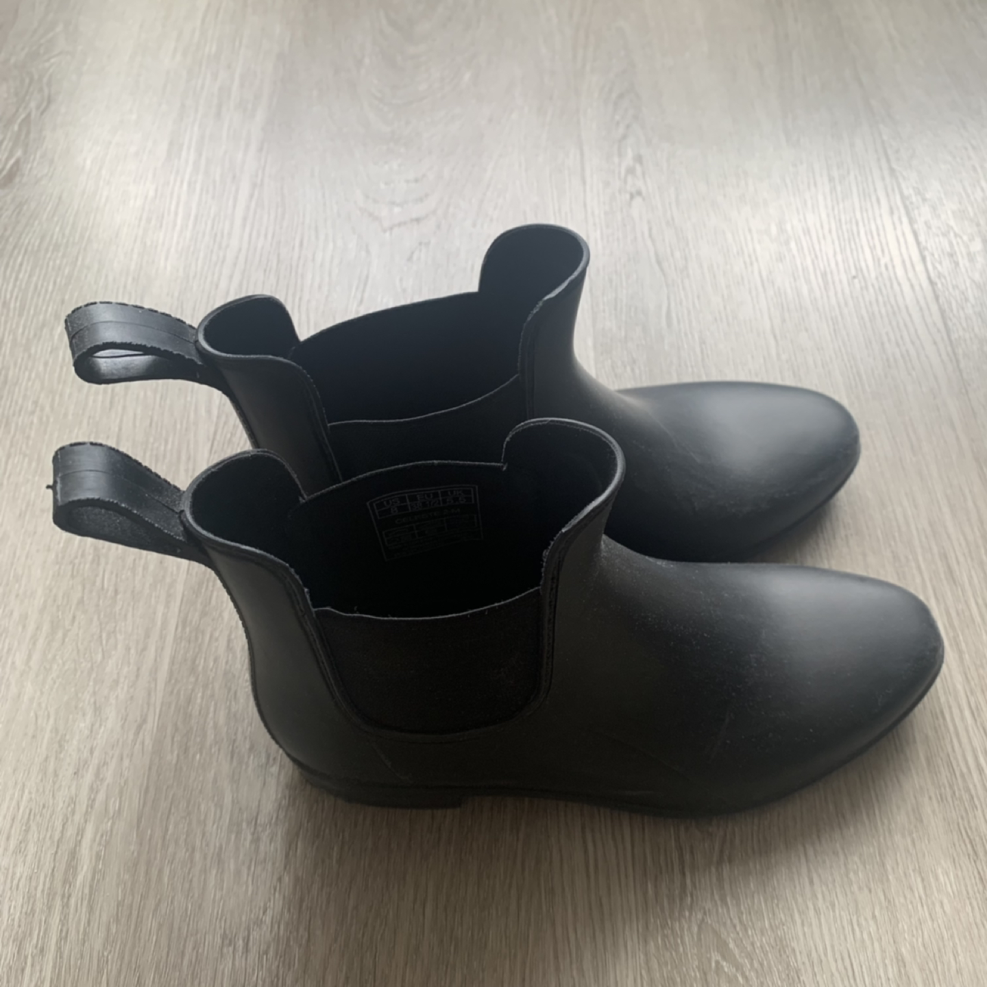 Boots (storm by cougar) image indicator(3)