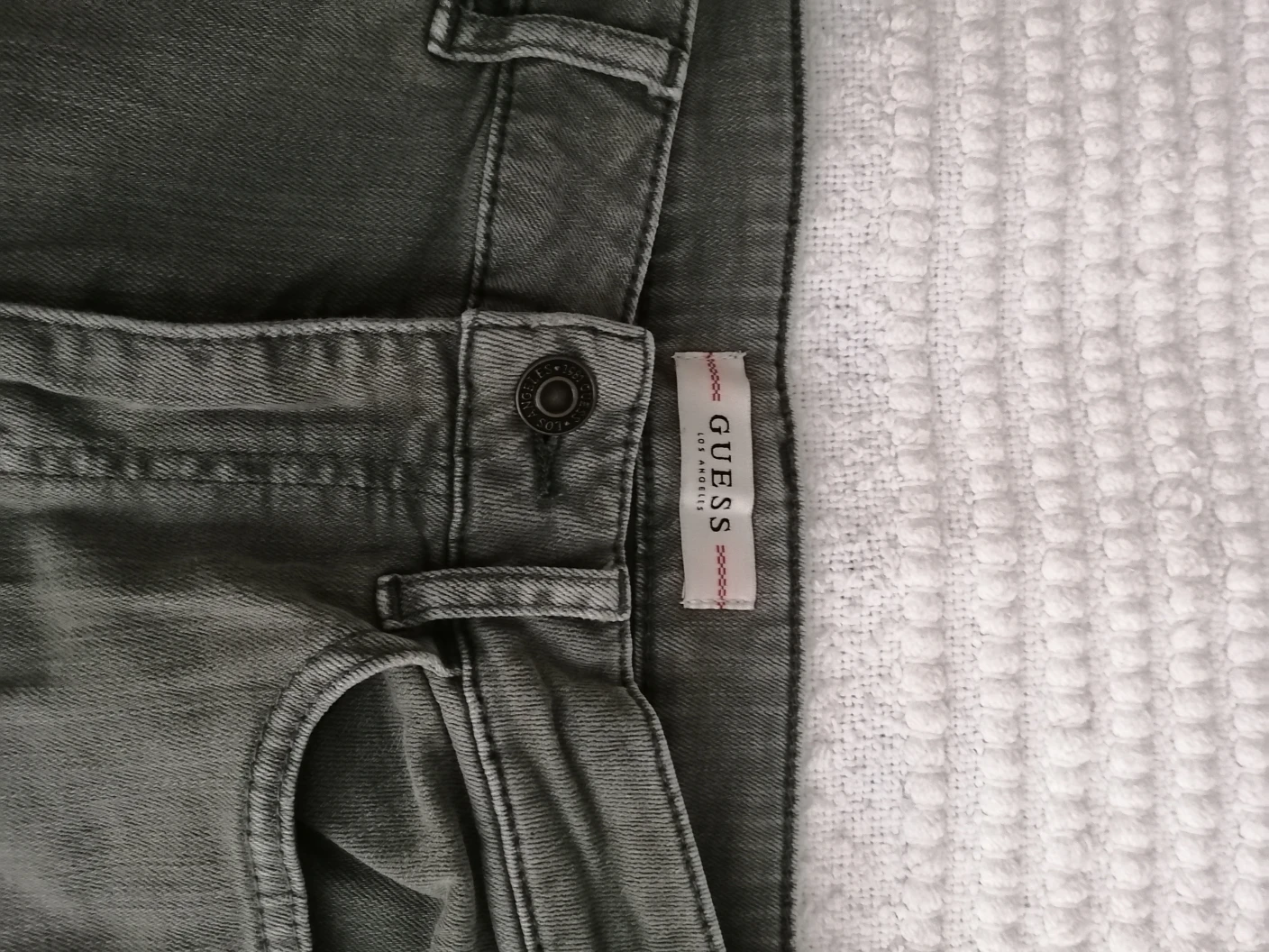 Guess Cargo Jean image indicator(3)