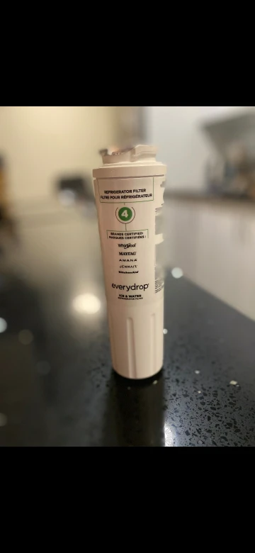 NEW Everydrop by Whirlpool Water Filter + free Candle image indicator(8)