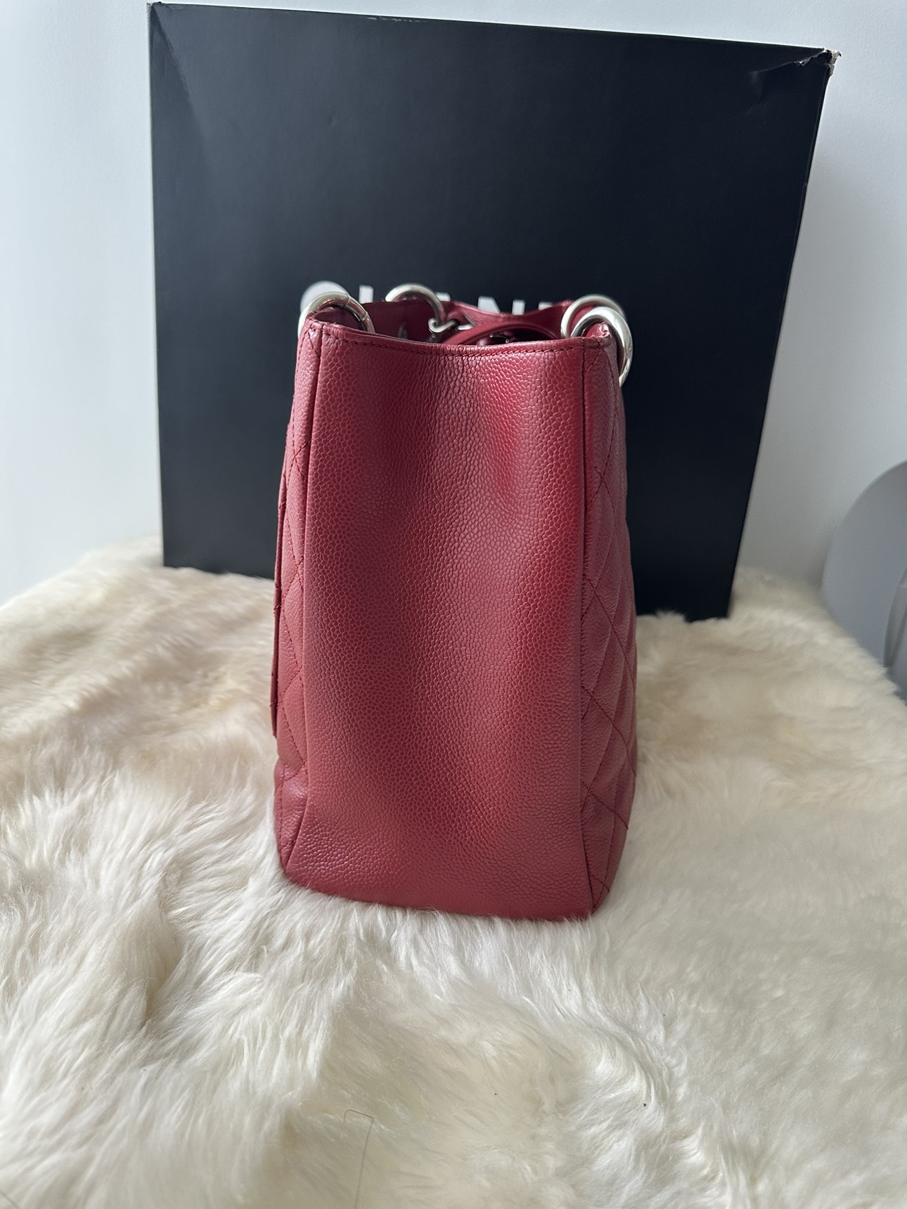 Chanel caviar GST tote with silver hardware image indicator(4)