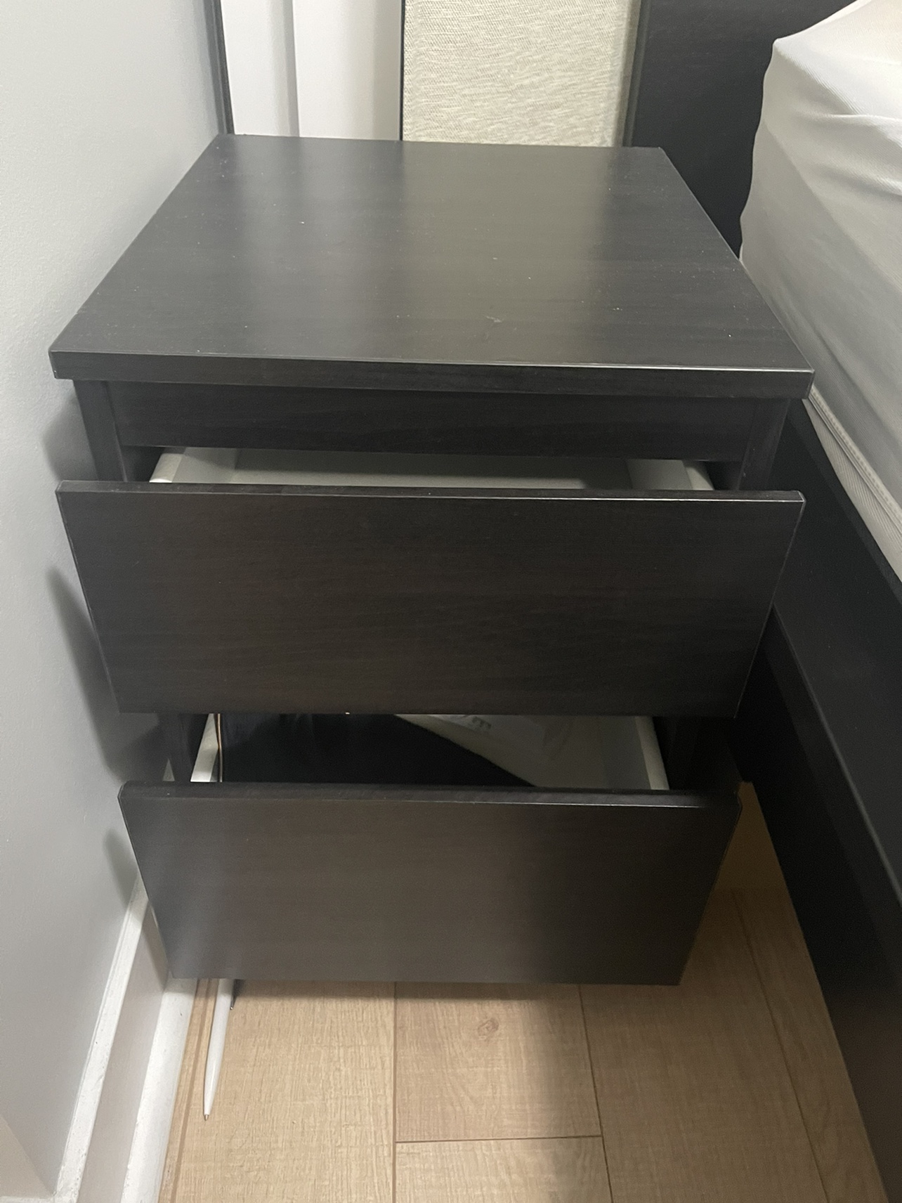 Side tables - photo 5