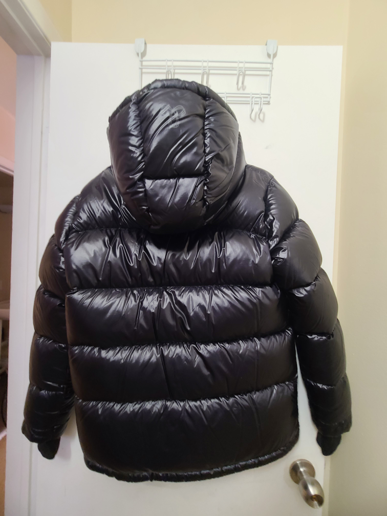 QUICK SALE  Artizia shine super puff coat image indicator(3)