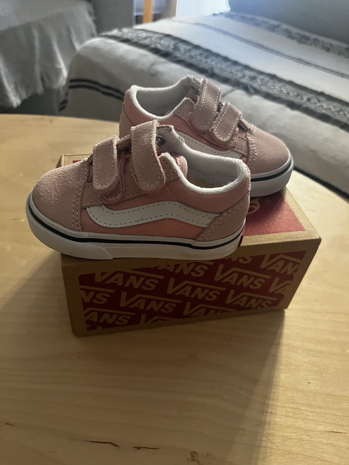 NEW - Size 4 Vans baby/toddler shoes - photo 2