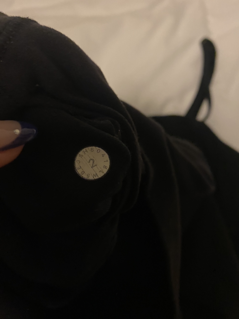 Lululemon align leggings 25” size 2 - photo 4