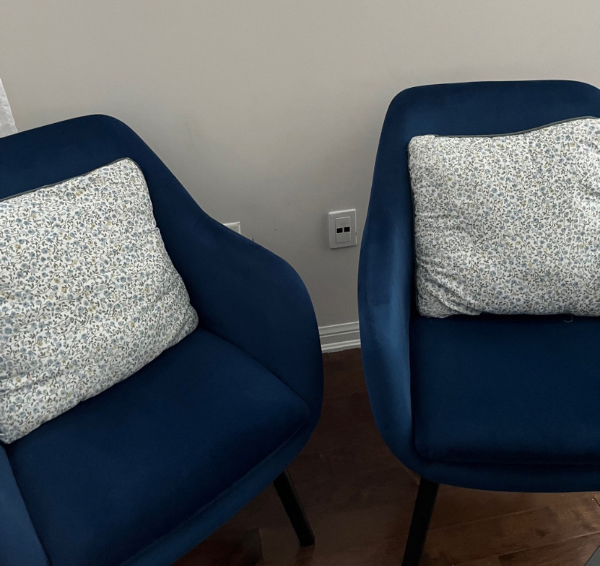 2 Accent chairs - photo 2
