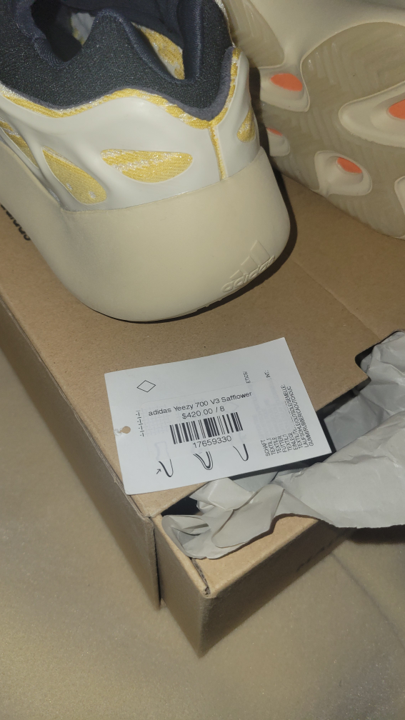 Yeezy 700 Sunflower size 8 - photo 2