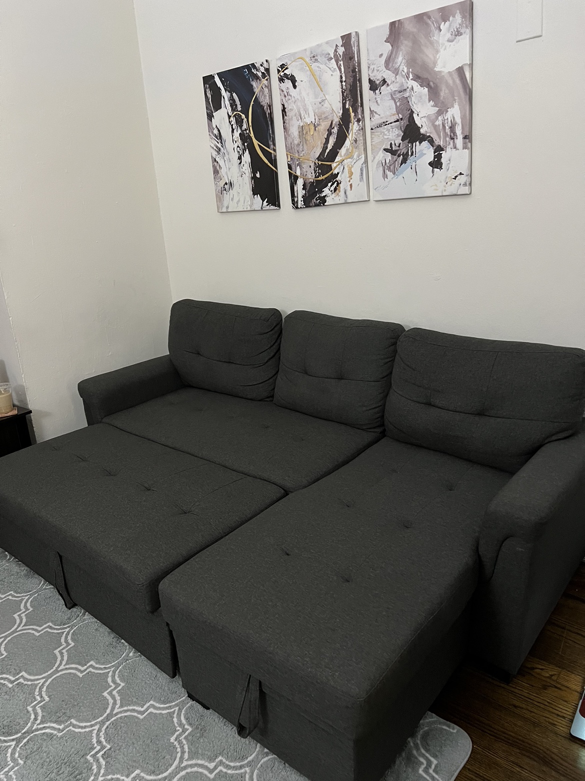 Couch - photo 2
