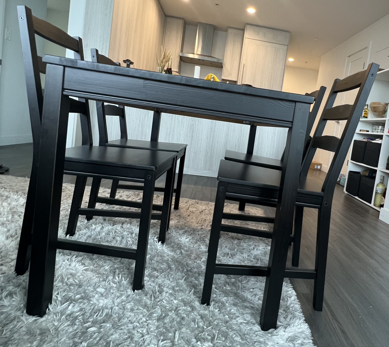 Dining table set (4) for sale (4 chairs + table) - photo 4