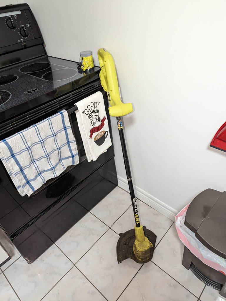 Ryobi weed waker