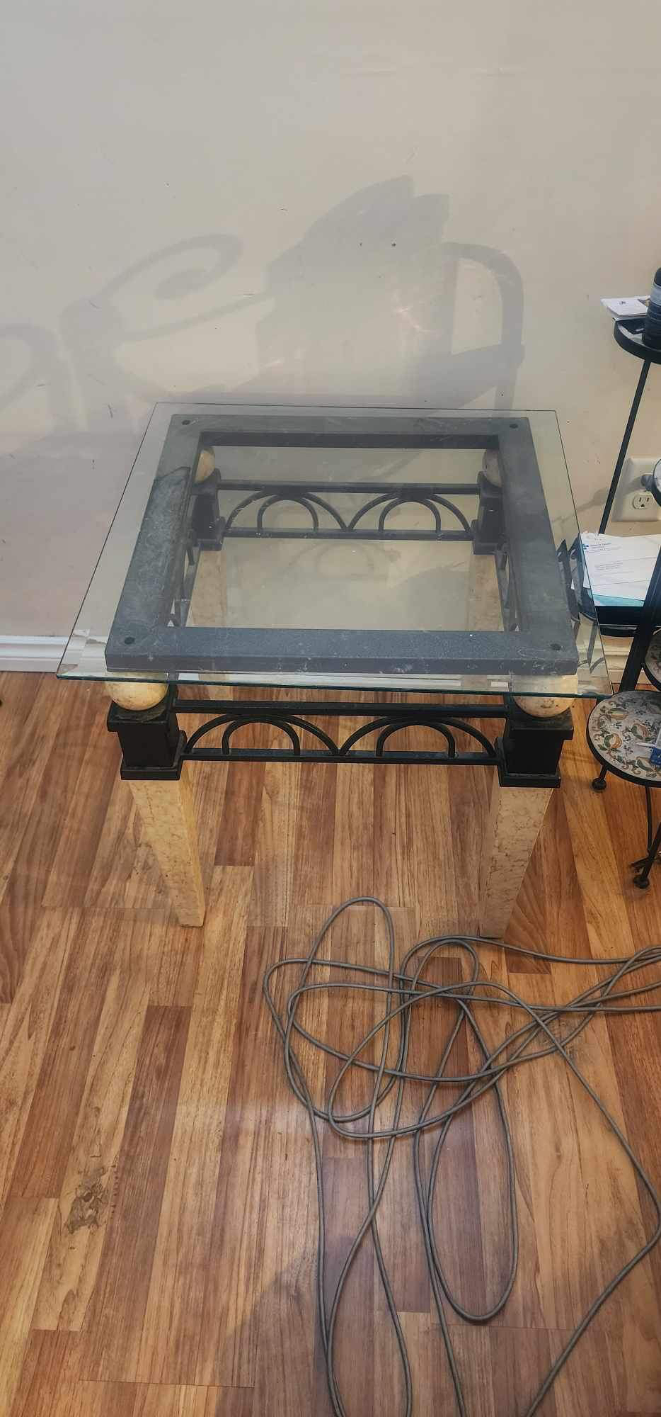 Coffee and side table - photo 3
