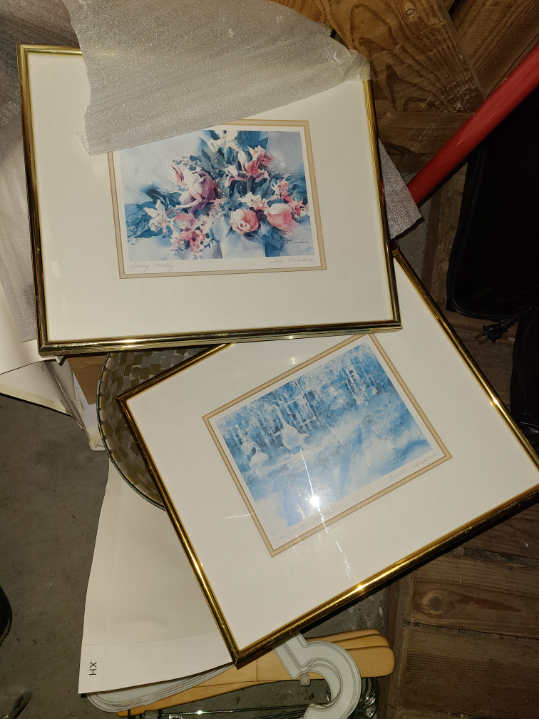 Clearing storage locker sale image indicator(5)