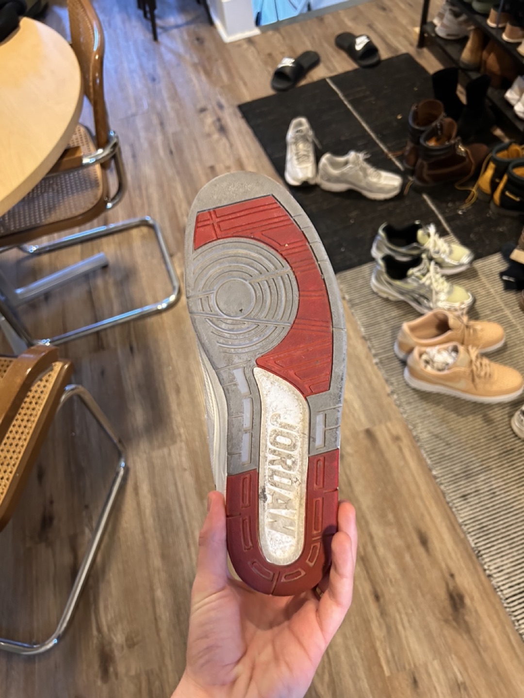 Jordan 2 Chicago home - photo 3