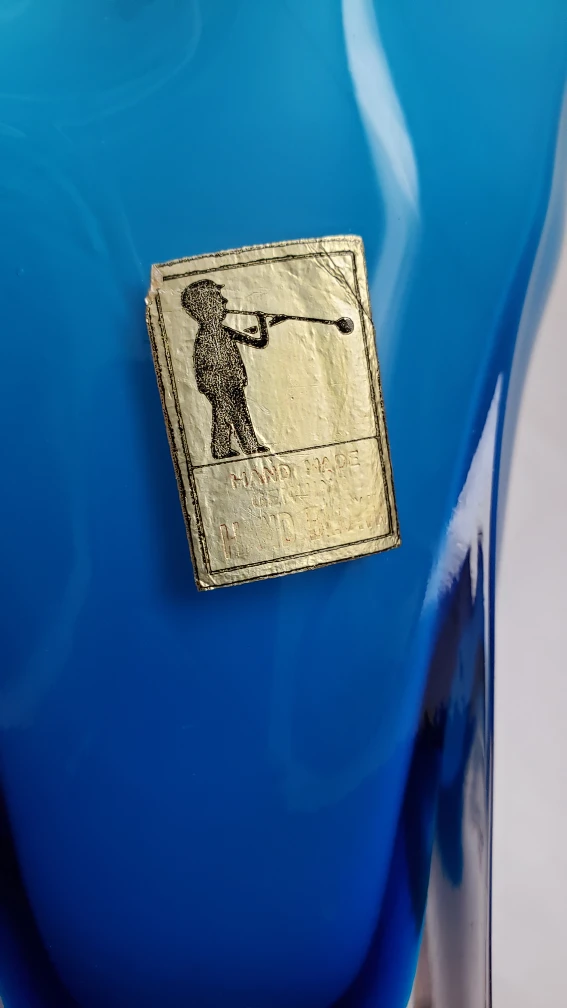 blue vase image indicator(3)