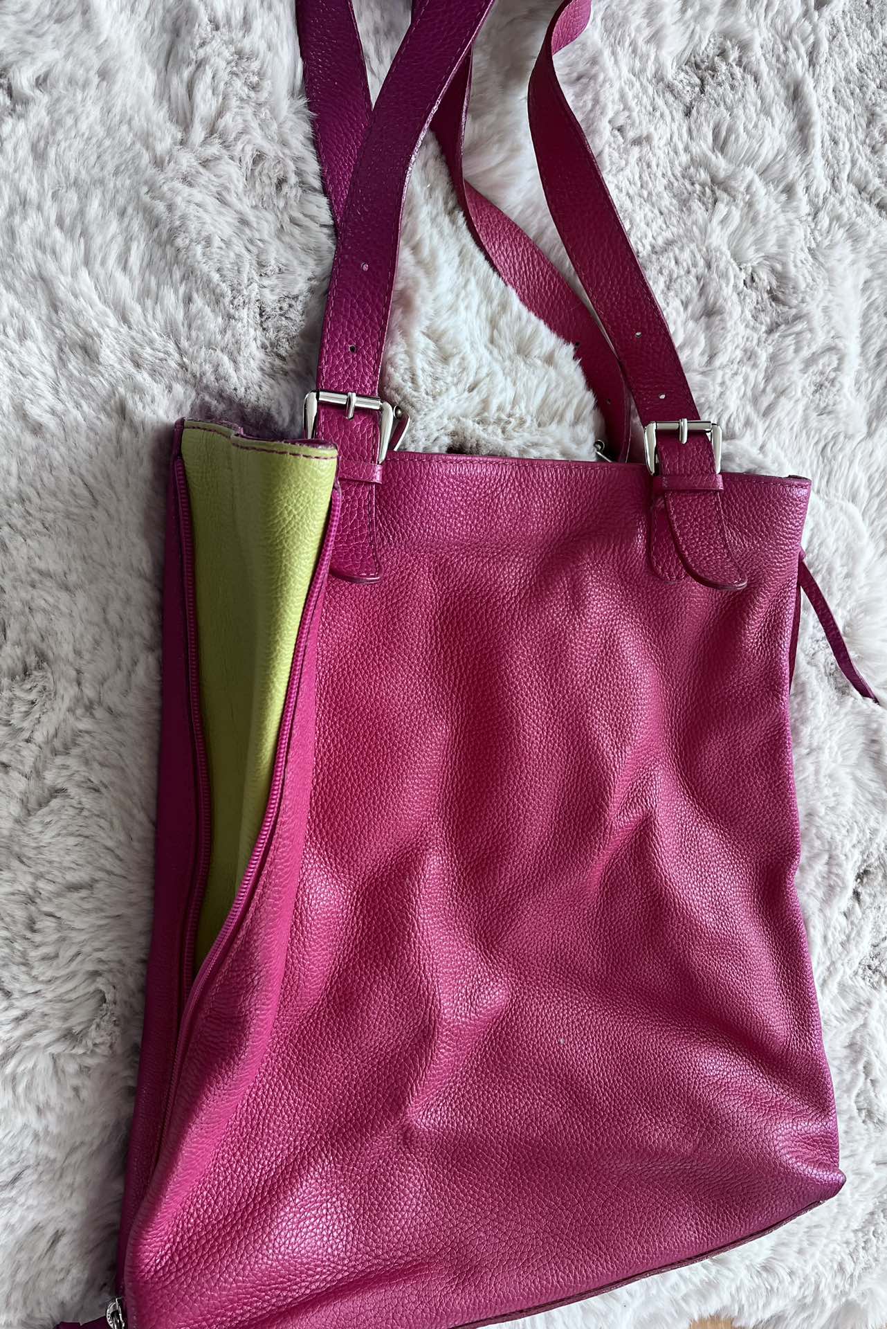 Pink leather tote bag image indicator(2)