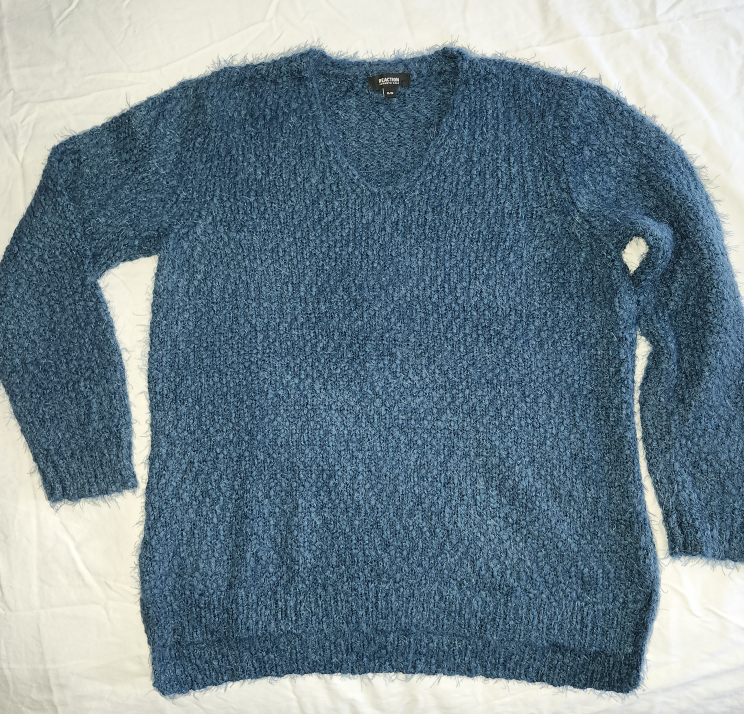 REACTION Kenneth Cole' Sweater. # XL Cozy & Fuzzy 💙💚 thumbnail