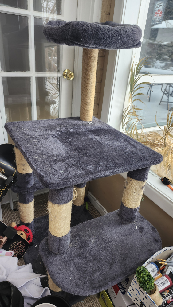 FREE CAT TOWER thumbnail