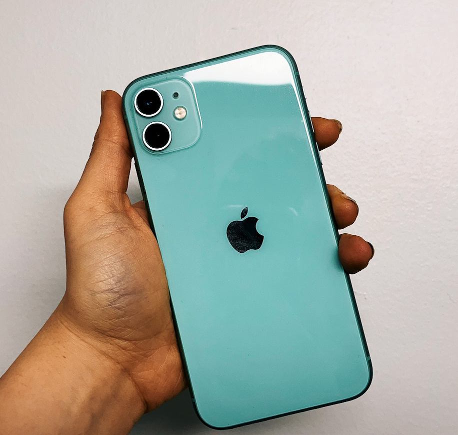 iPhone 11 Teal 64GB - Good Condition - photo 2