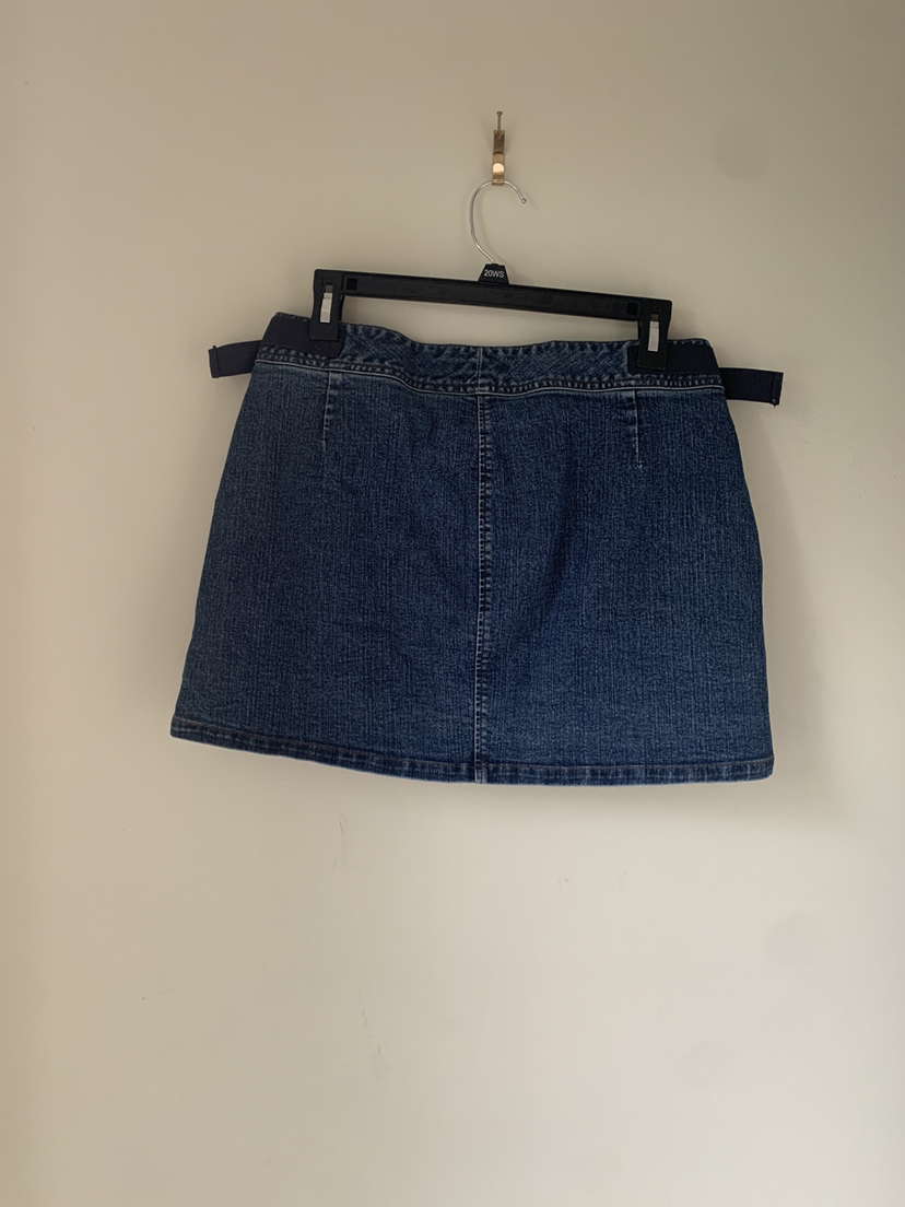 3 for 10 Vintage jean mini skirt image indicator(4)