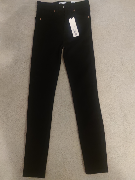 Zara High Rise Skinny Jeans BNWT image indicator(2)