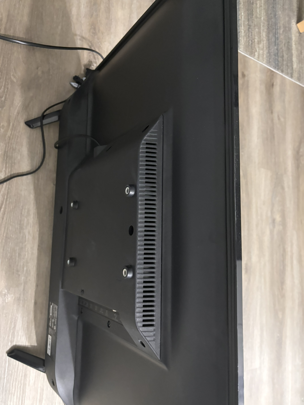 32 inch Sharp Roku TV