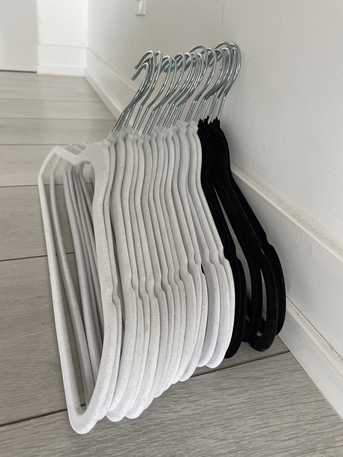 Velvet hangers thumbnail