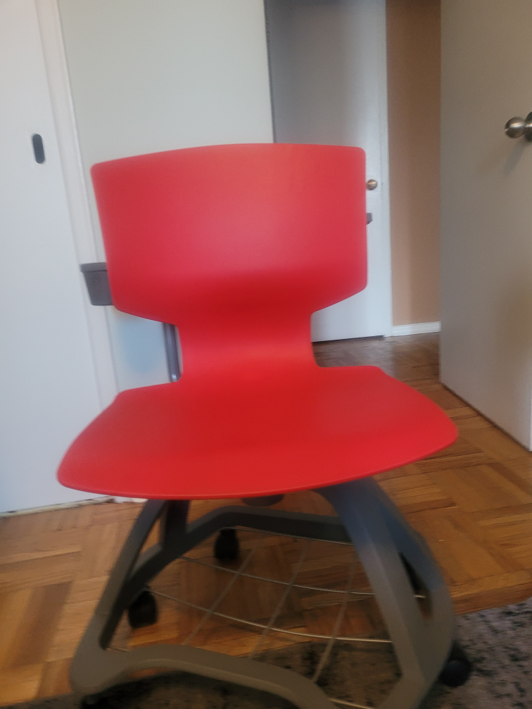 desk with chair - photo 5