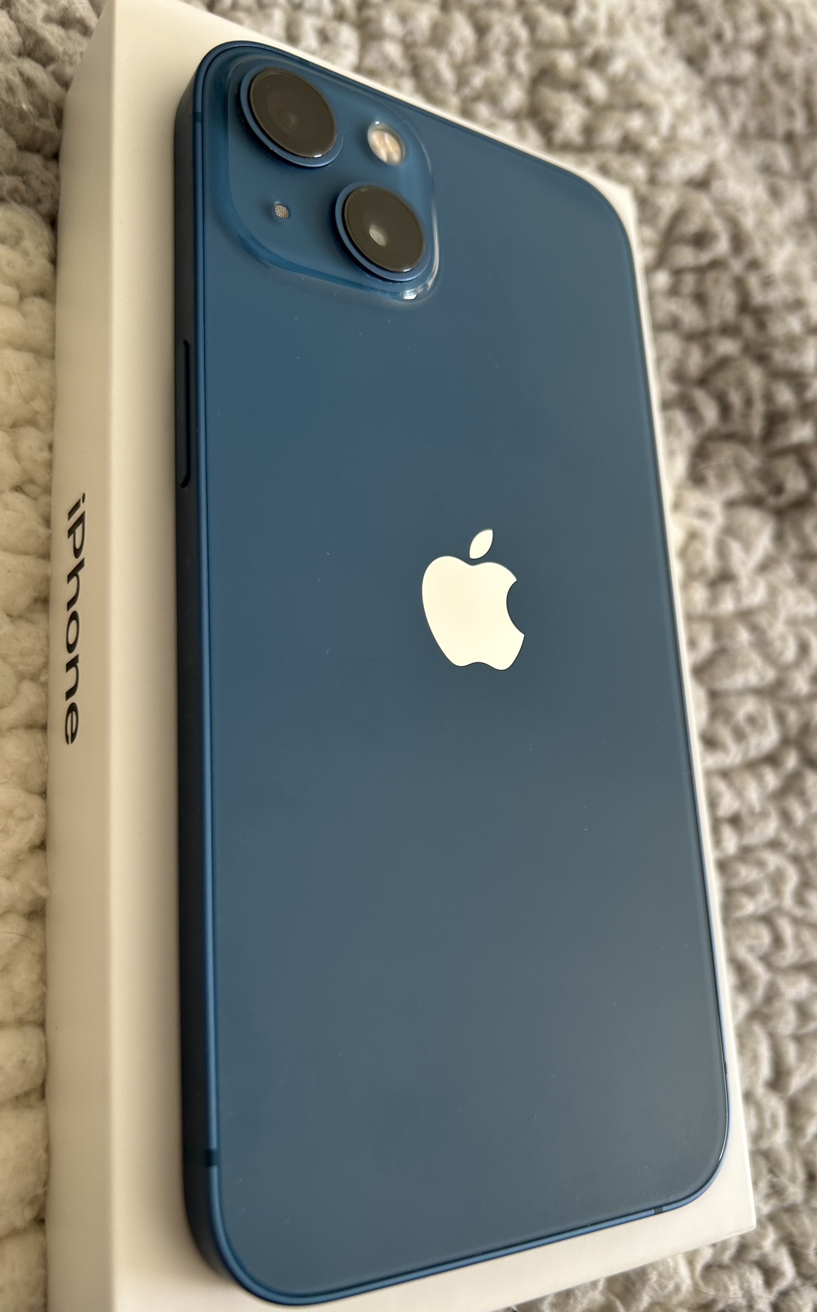 IPhone 13 256GB - photo 3