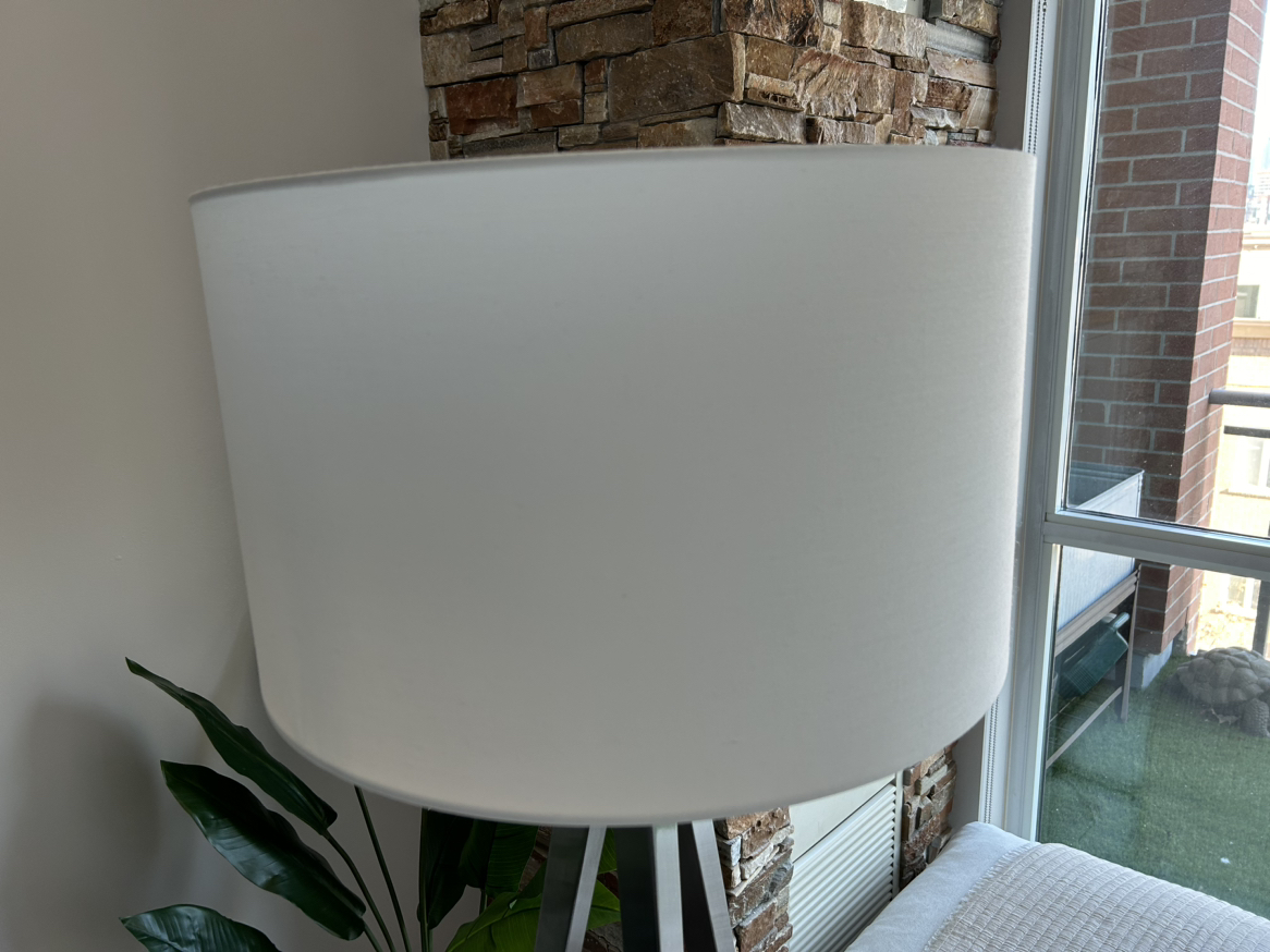 Structube floor lamp - photo 2