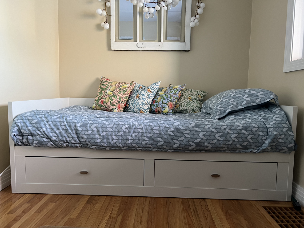 Single Bed with storage